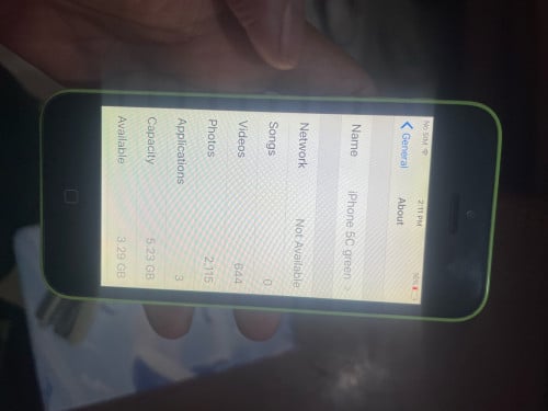 iPhone 5c 97% សំនុំ សំរាប់អ្នកចង់ទិញទុកជាអនុស្សាវរីយ៍ 8g