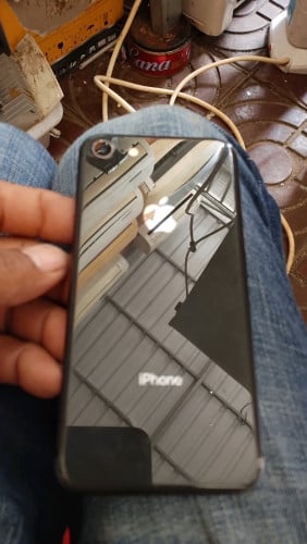 iPhone 8