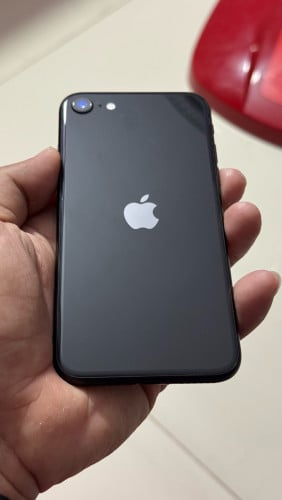 iPhone SE នៅសានំុ