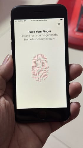 iPhone SE នៅសានំុ