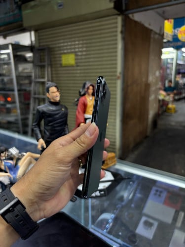 Iphone11pro max 64G Sim2 ZA ដូរអេក្រង់ស្រុីនបែកខ្នង