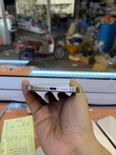 Iphone15promax 256G ZA battery 90% 750$