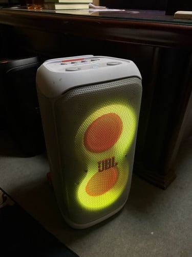 JBL partybox Stage 320