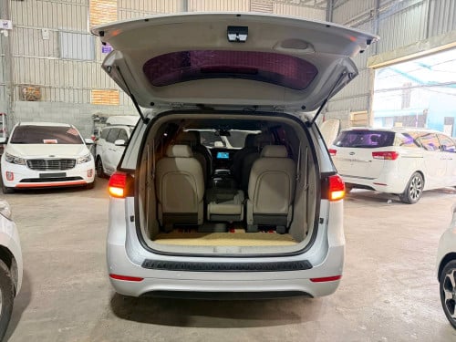 Kia Carnival 2015