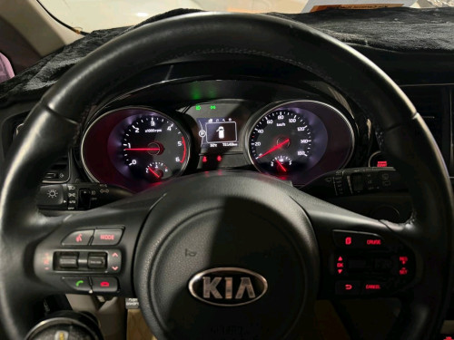 Kia Carnival 2015