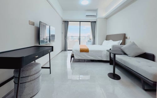 Le Conde BKK1 Studio For Sals