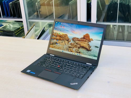 Lenovo ThinkPad X1 Carbon 14”FHD 1080 Key light