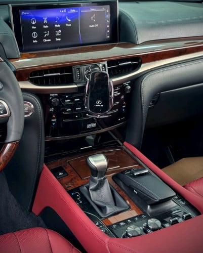 Lexus 570