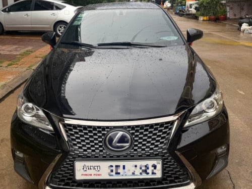 Lexus CT 200h 2012 For Rent /出租