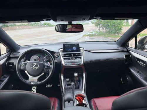 LEXUS NX 200T 2016 For Rent /出租