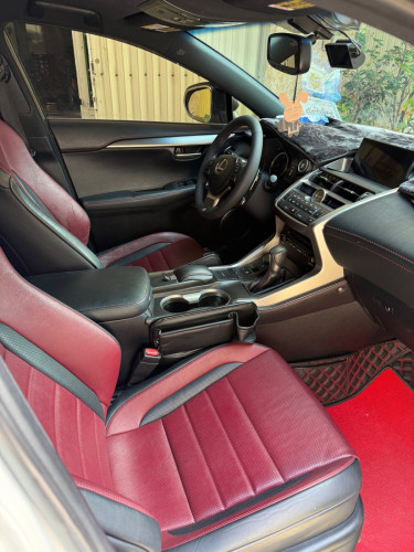 Lexus Nx200T2015 Fsport ក្នុងCherry 🍒