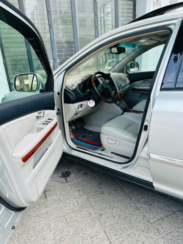 Lexus RX330 ប៉ុង2 ឆ្នាំ2004 h/f