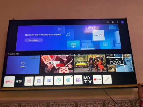 LG ស្មាត TV កាលទិញ ជិត 1000$ នៅថ្មី99.99%