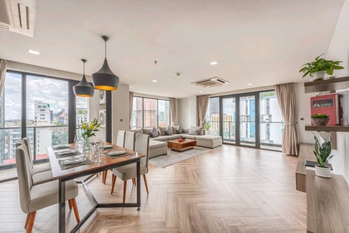Luxury 3-BEDROOM penthouse BKK1
