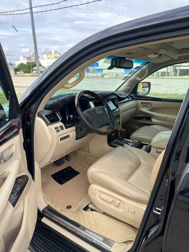 LX570 2013 full options Eco Mode