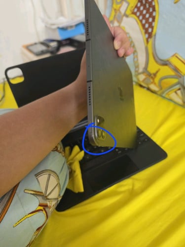 M1 256 with sim change with surface pro