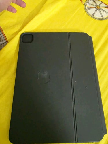 M1 256 with sim change with surface pro