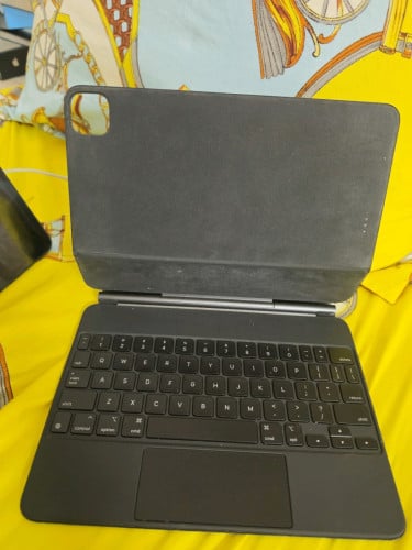 M1 256 with sim change with surface pro