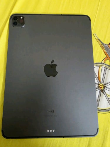 M1 256 with sim change with surface pro