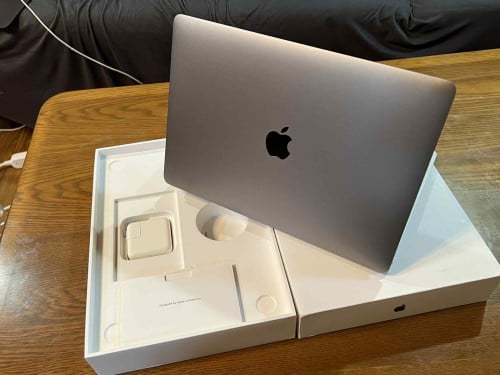 MacBook Air 2020 i58GB 512GBCore i5 Ram 8GBSSD 512GB