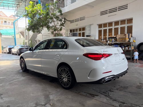 Mercedes C-Class AMG Line