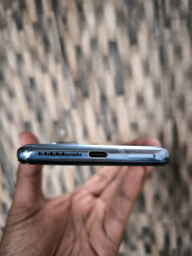 Mi12T Pro Ram12G 256G សុំណុំសុីន100%ស្ទើរសំបក គុណភាពល្អរបស់ក្រុមហ៊ុន អត់មានឆ្នាំងសាកទេ មាន ខេស