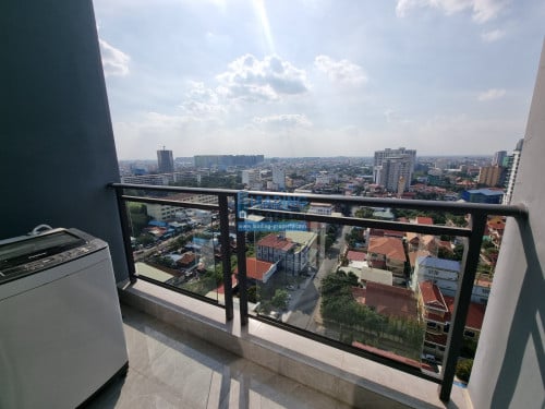 N048 | Gym and Pool 1 Bedroom Loft Designed For Rent in Toul Kork
