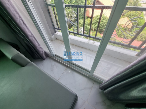 N118 | Brand New Western 1 Bedroom Furnished Near CIA School Street 2004