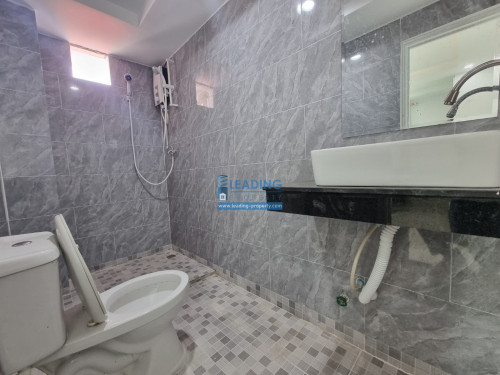 N118 | Brand New Western 1 Bedroom Furnished Near CIA School Street 2004