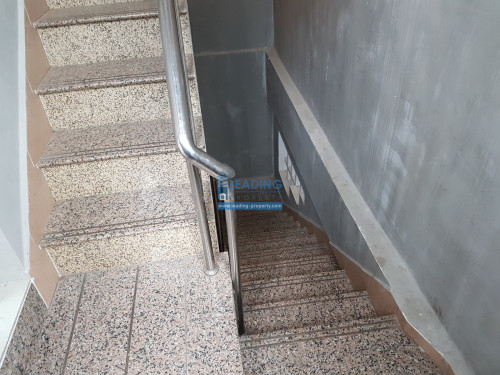 N185 |  Western Classic Apartment 1 Bedroom For Rent Near Royal Palace