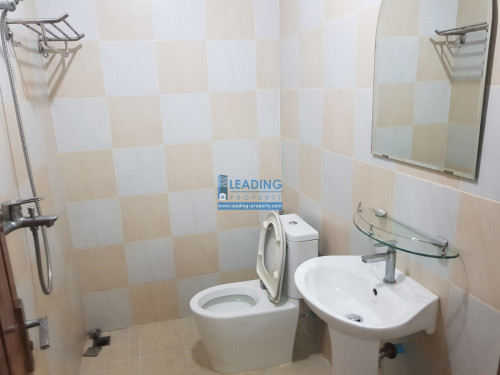 N196 | Elevator 2 Bedrooms Apartment For Rent in Daun Penh