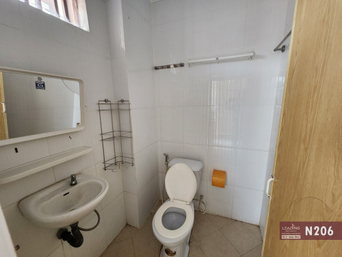 N206 | Fully Furnished 2 Bedrooms Apartment For Rent in Toul Tom Pong (Russian Mar
