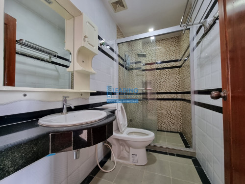 N520 | Western 1 Bedroom Apartment with Lift For Rent Near Russian Market