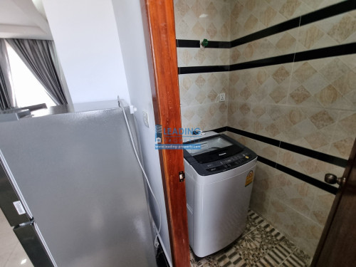 N520 | Western 1 Bedroom Apartment with Lift For Rent Near Russian Market