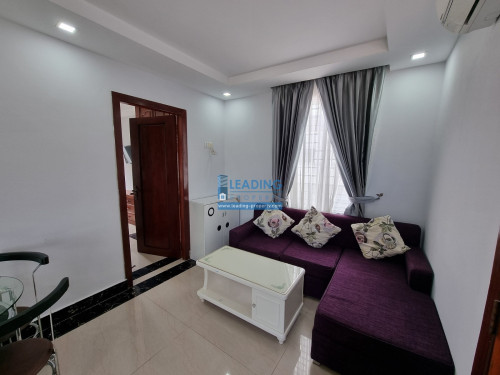 N520 | Western 1 Bedroom Apartment with Lift For Rent Near Russian Market