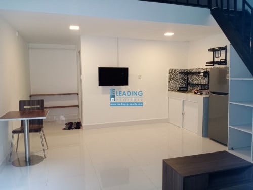 N652 | Western Loft Apartment 1 Bedroom Ground Floor For Rent in Boeng Trabek