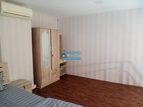 N652 | Western Loft Apartment 1 Bedroom Ground Floor For Rent in Boeng Trabek