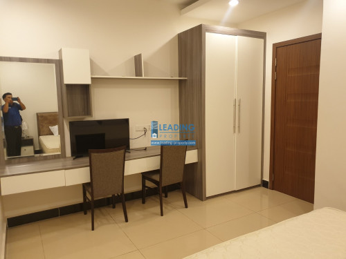 N711 | Western 2 Bedrooms Serviced Apartment For Rent in Toul Kork