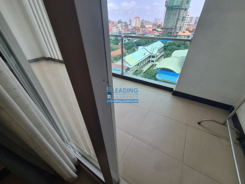 N713 | Western Fully Furnished Apartment 1 Bedroom with Nice Balcony For Rent