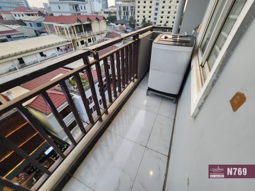 N769 | Bright and Clean, Apartment 1 Bedroom with Lift For Rent Free Wifi