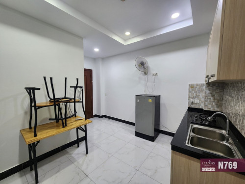 N769 | Bright and Clean, Apartment 1 Bedroom with Lift For Rent Free Wifi