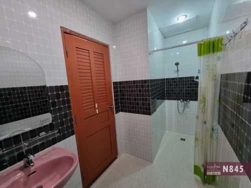 N845 | Bright Apartment 1 Bedroom For Rent Near Russian Market