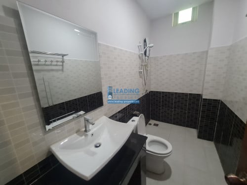 N981 | Boeng Trabek Western Apartment 1 Bedroom For Rent