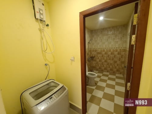 N993 | Spacious 1 Bedroom Apartment For Rent with Car Park
