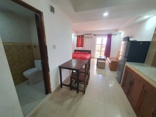 Nice Studio Apartment Elevator near st 271 Mega Mall