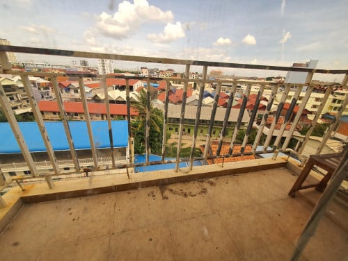 Nice Studio Apartment Elevator near st 271 Mega Mall