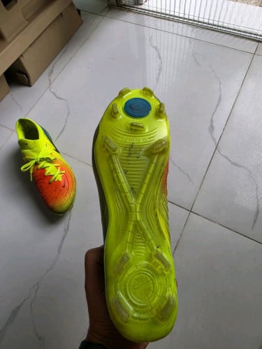 Nike (size 45)