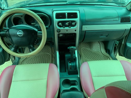 Nissan Frontier ឆ្នាំ 03 ប៉ុង1 សាំង+ ហ្គាស