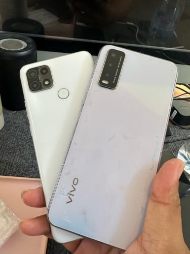 oppo A15 Ram 3 ‘ Storage 32G *45$Vivo y20 Ram 6 ‘’ Storage 128 G *40$