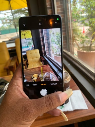 OPPO A60ក្រុមហ៊ុន